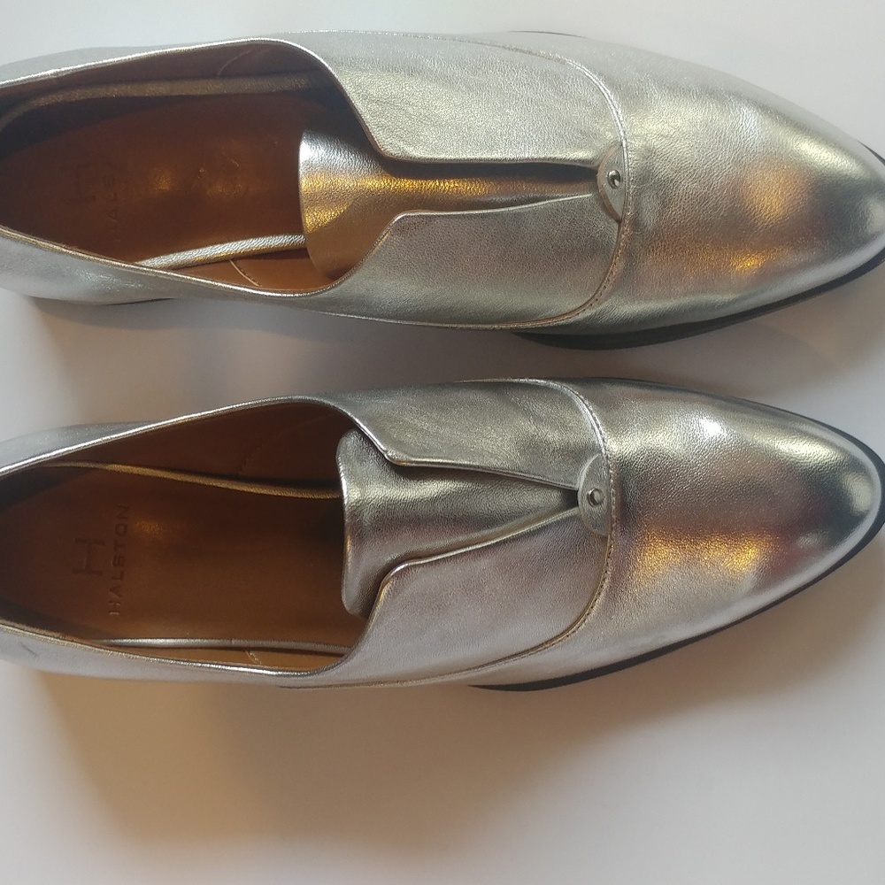 New Halston Heritage Selina Metallic Oxfords